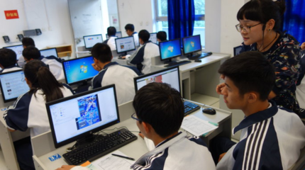 初中畢業(yè)男孩子學(xué)什么專業(yè)好？聚焦計(jì)算機(jī)軟件開發(fā)與維修